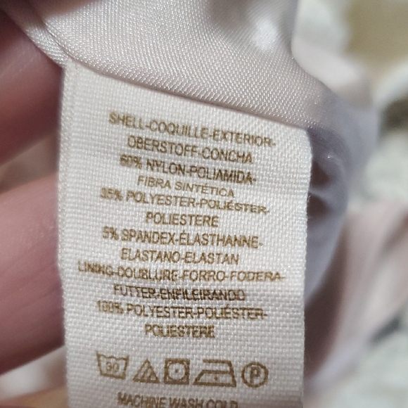 Free People Coral and Cream Floral Lace Shorts - Picture 4 of 13